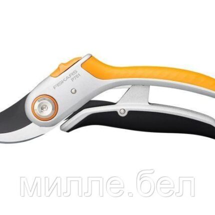 Секатор плоскостной металлический FISKARS Plus PowerLever P751