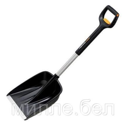 Лопата снеговая автомобильная телескопическая X-series FISKARS (290х355)